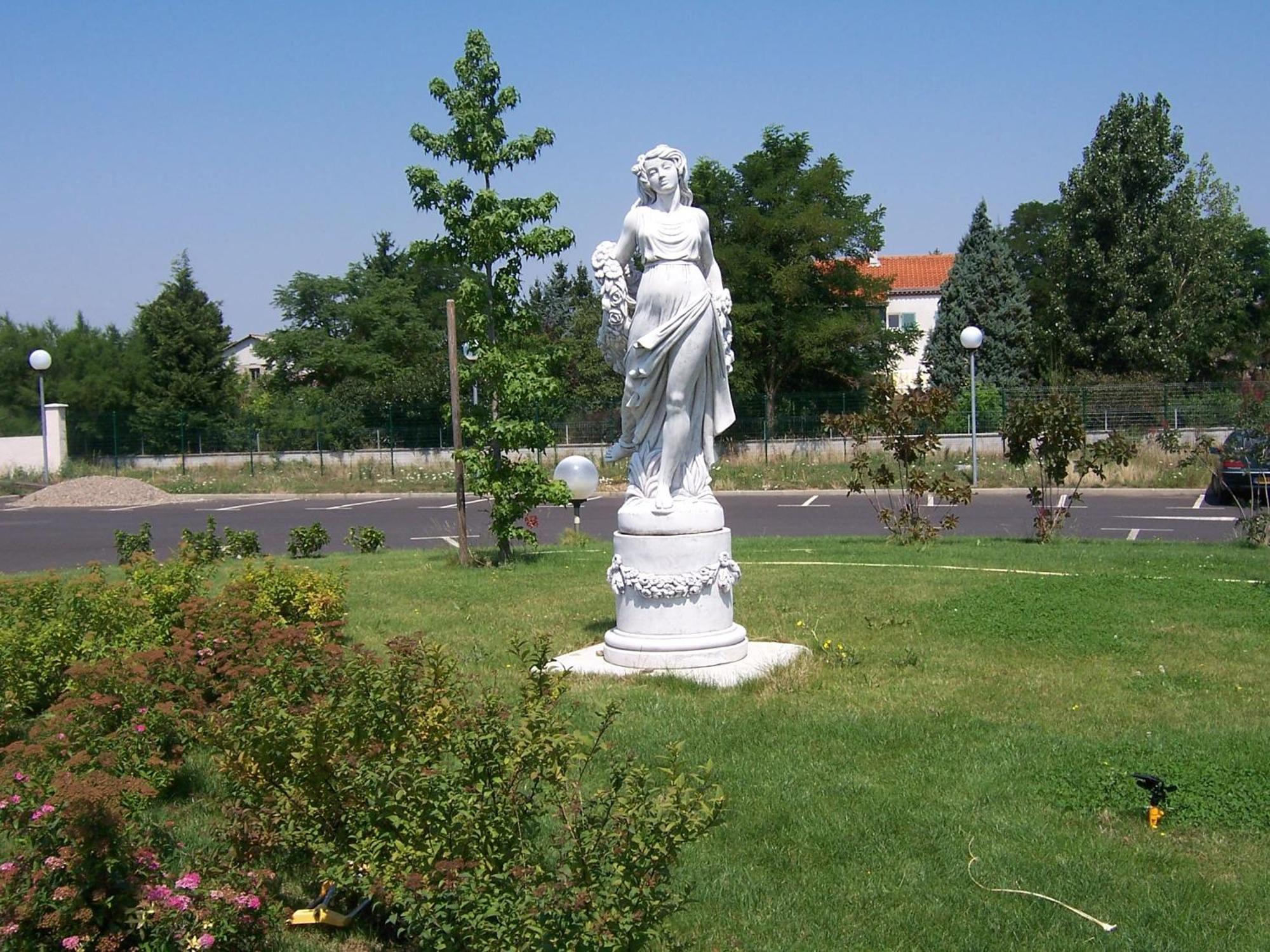 Artemis Hotel & Spa Bistro Coquet Brioude Kültér fotó